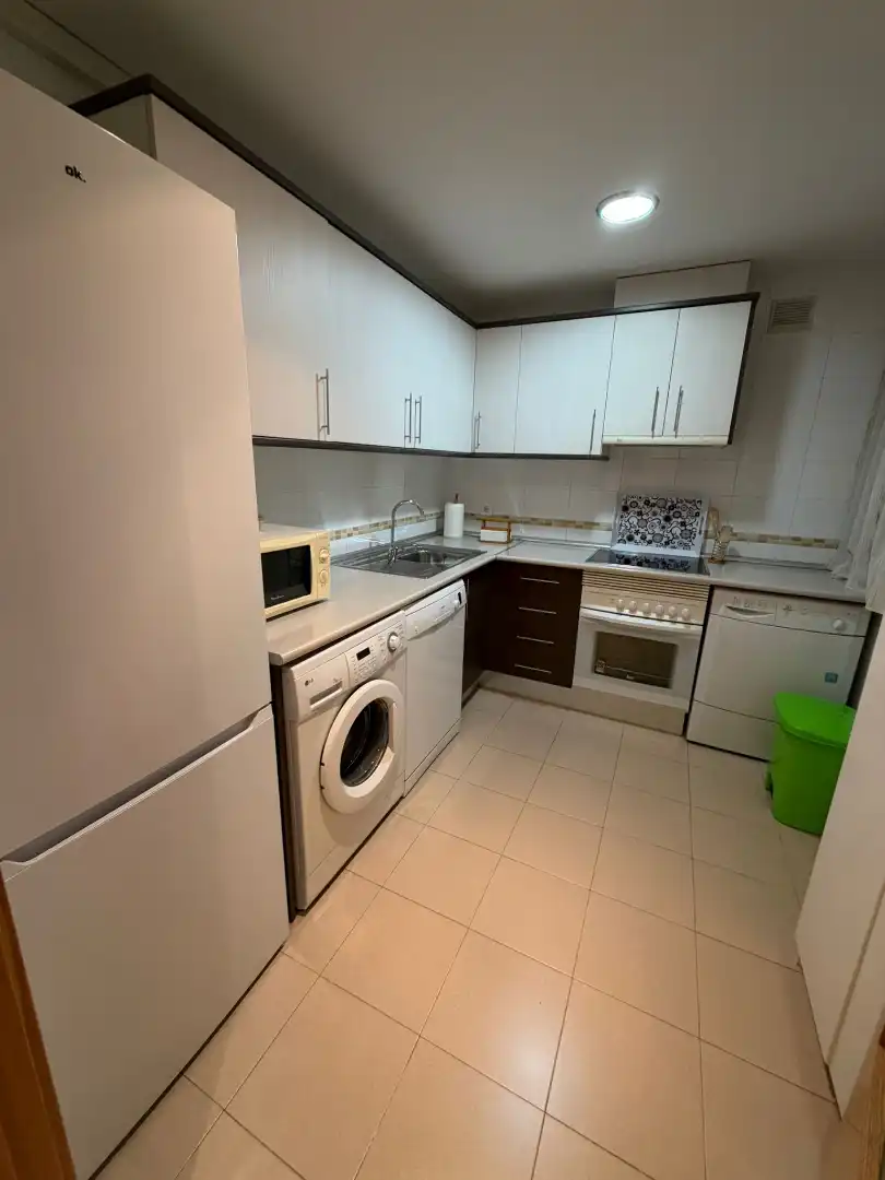 Cocina de Piso de alquiler en Ciudad Real con Amueblado
