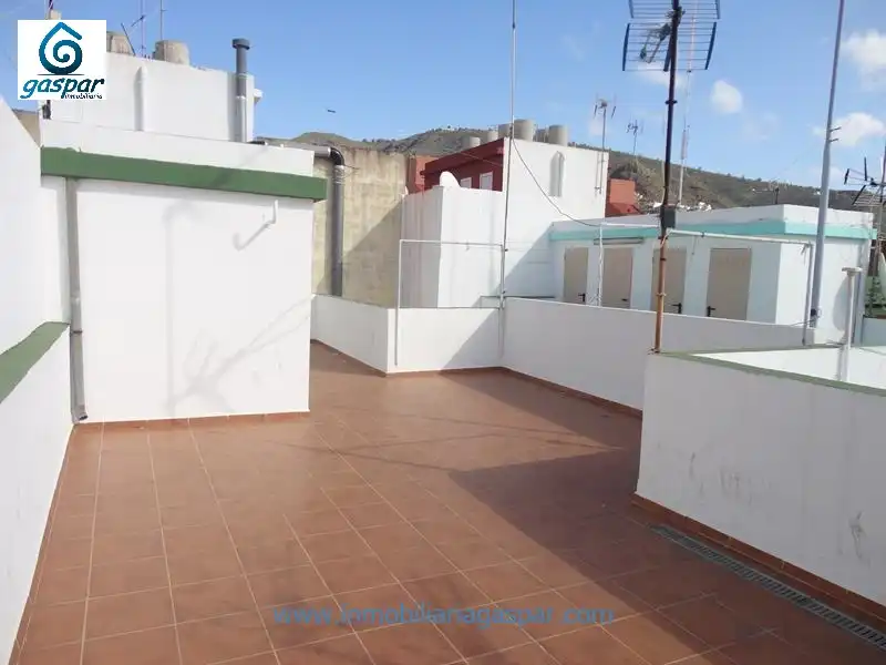 Terraza de Piso en venta en Santa Cruz de Tenerife con Amueblado, Horno y Lavadora