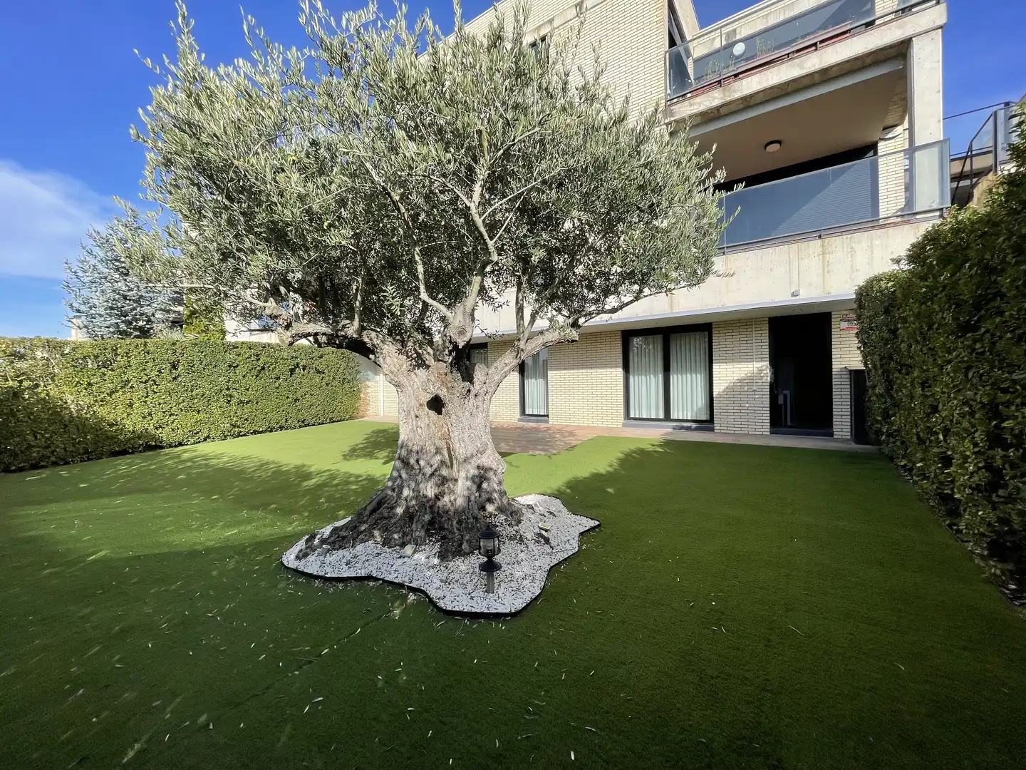 Jardín de Piso en venta en Cirueña con Calefacción, Jardín privado y Amueblado