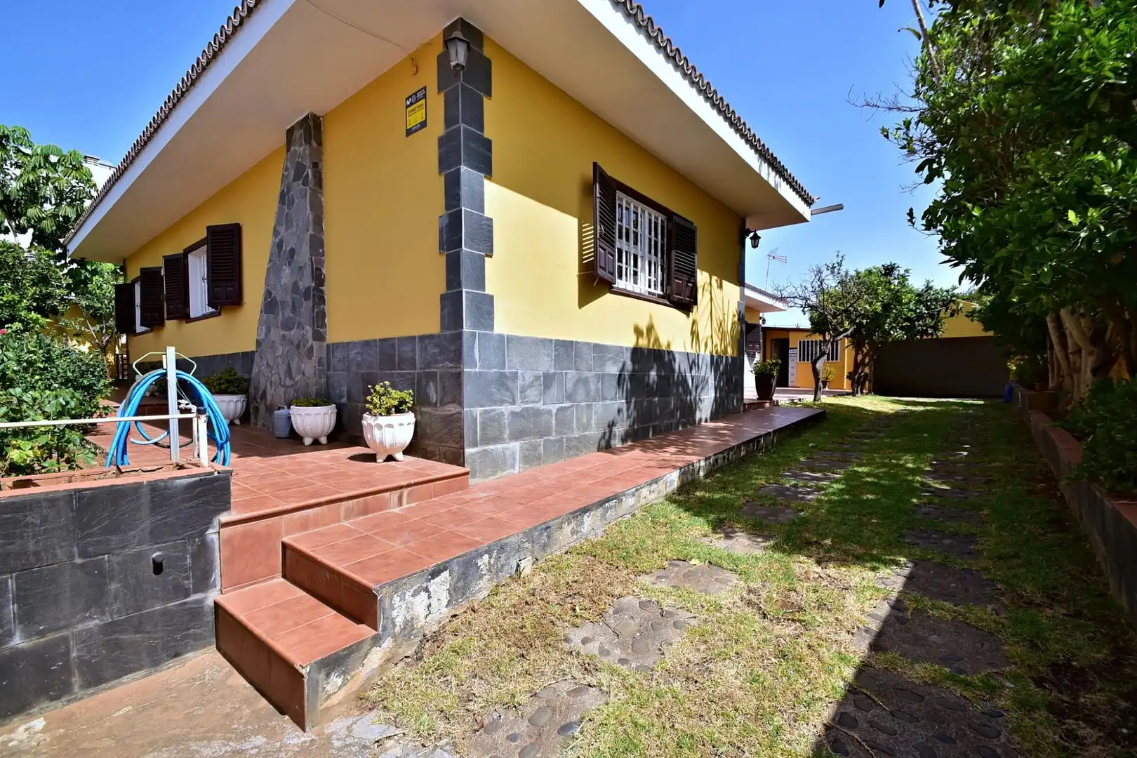 Vista exterior de Casa o xalet en venda en Los Baldíos - Geneto - Guajara
