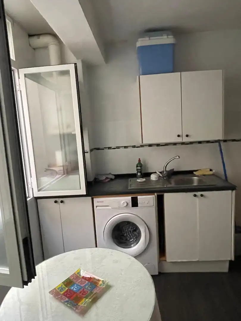 Cuina de Pis de lloguer en Granada amb Calefacció, Moblat i Balcó