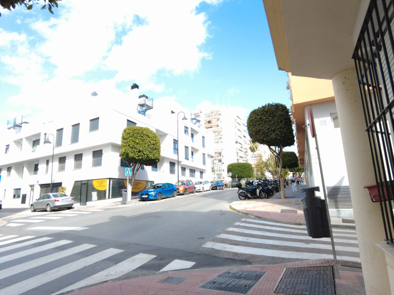 Vista exterior de Pis en venda en Mijas amb Parquet, Terrassa i Traster