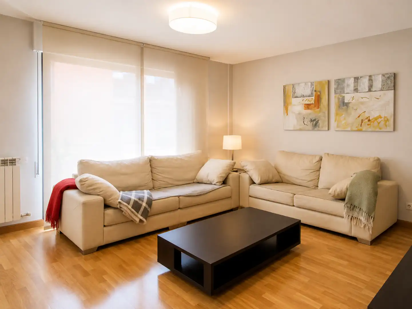 Sala d'estar de Casa o xalet de lloguer en Orkoien amb Calefacció, Jardí privat i Terrassa