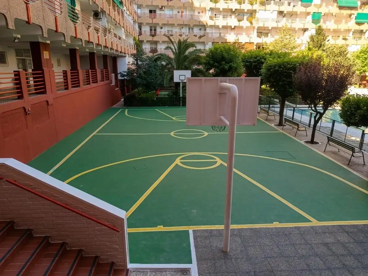 Parking of Flat for rent in Granada  with Air Conditioner, Heating and Private garden