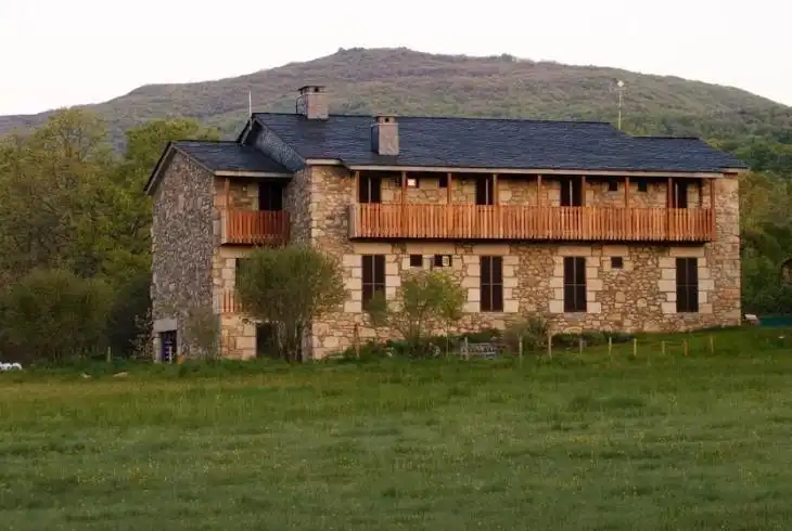 Vista exterior de Finca rústica en venta en Cobreros con Aire acondicionado, Calefacción y Jardín privado