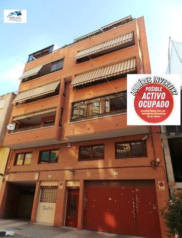 Local comercial en Venta en Calle de Roselló en Altozano - Conde Lumiares