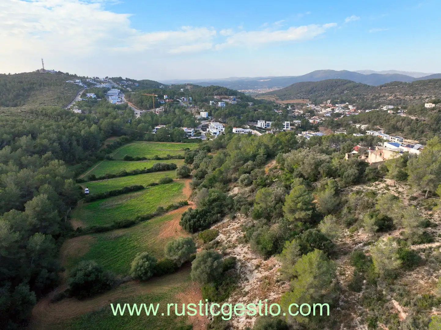 Außenansicht von Country house zum Verkauf in Sant Pere de Ribes mit Privatgarten