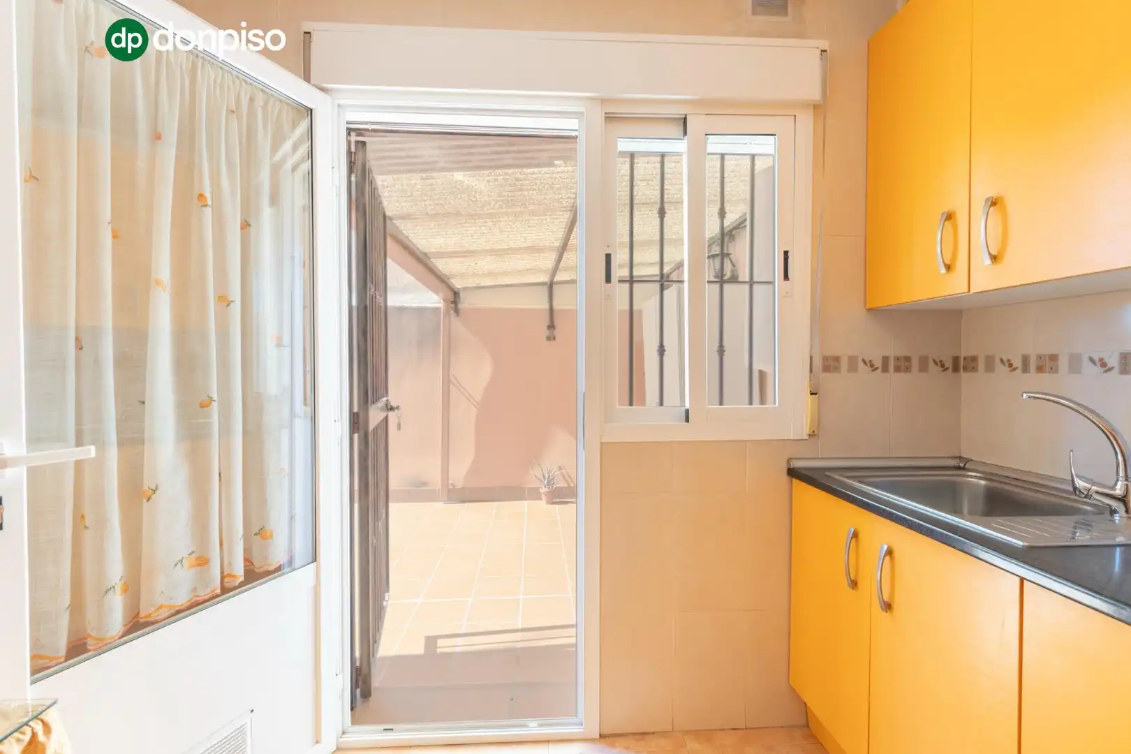 Adosado con terraza en venta en Calle FRANCISCO DE GOYA 6, imagen 6