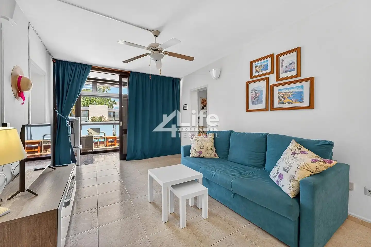 Sala de estar de Piso en venta en Arona con Terraza y Amueblado