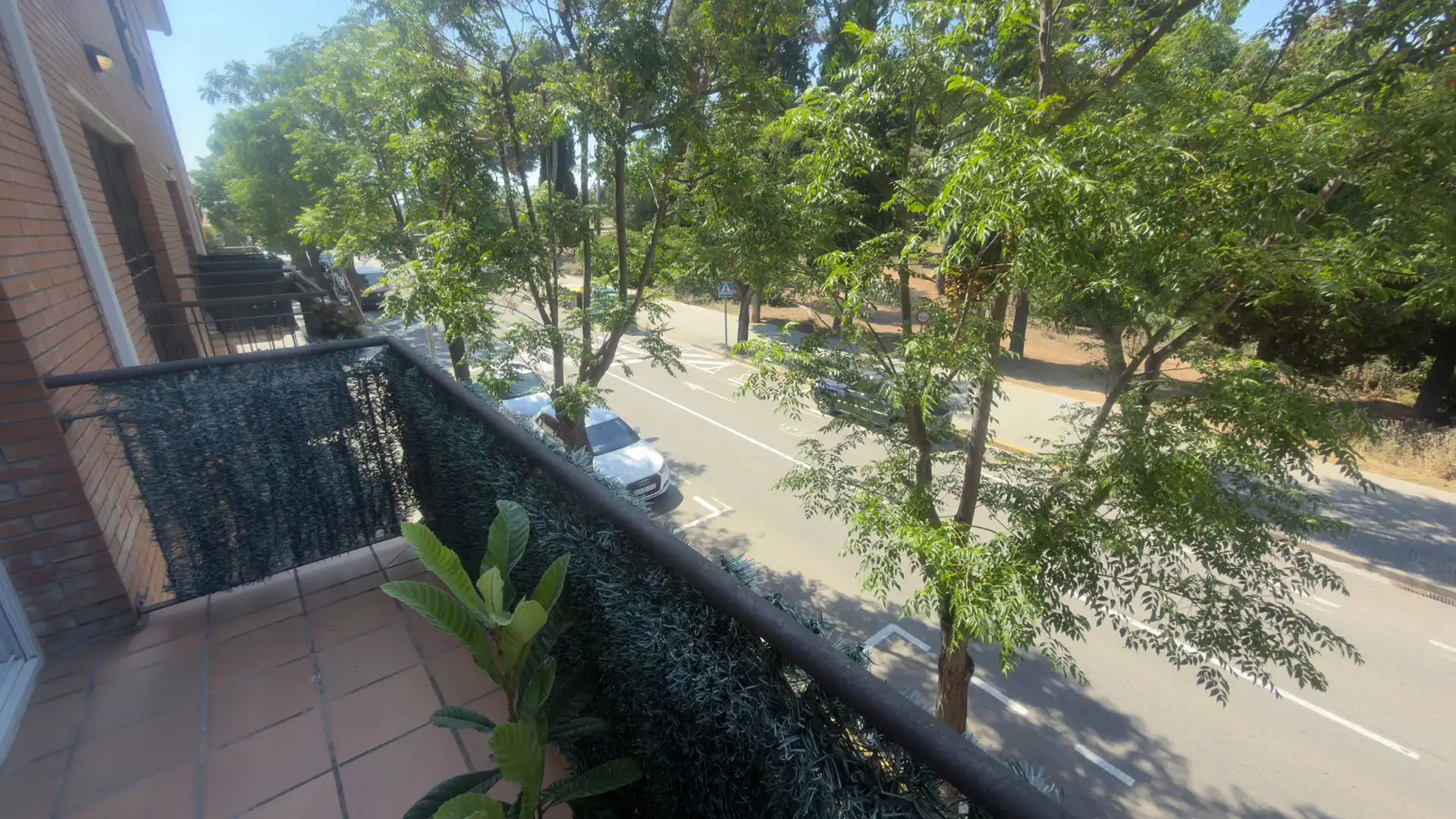 Vista exterior de Casa adosada en venta en Santa Perpètua de Mogoda con Aire acondicionado, Calefacción y Jardín privado