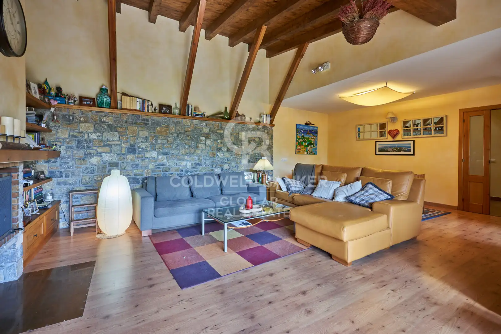 Sala d'estar de Casa adosada en venda en Montellà i Martinet amb Calefacció, Parquet i Terrassa