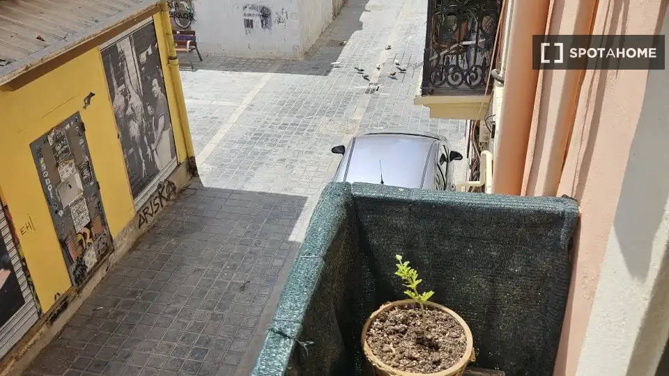 Terrassa de Pis de lloguer en Valencia amb Aire condicionat, Calefacció i Moblat