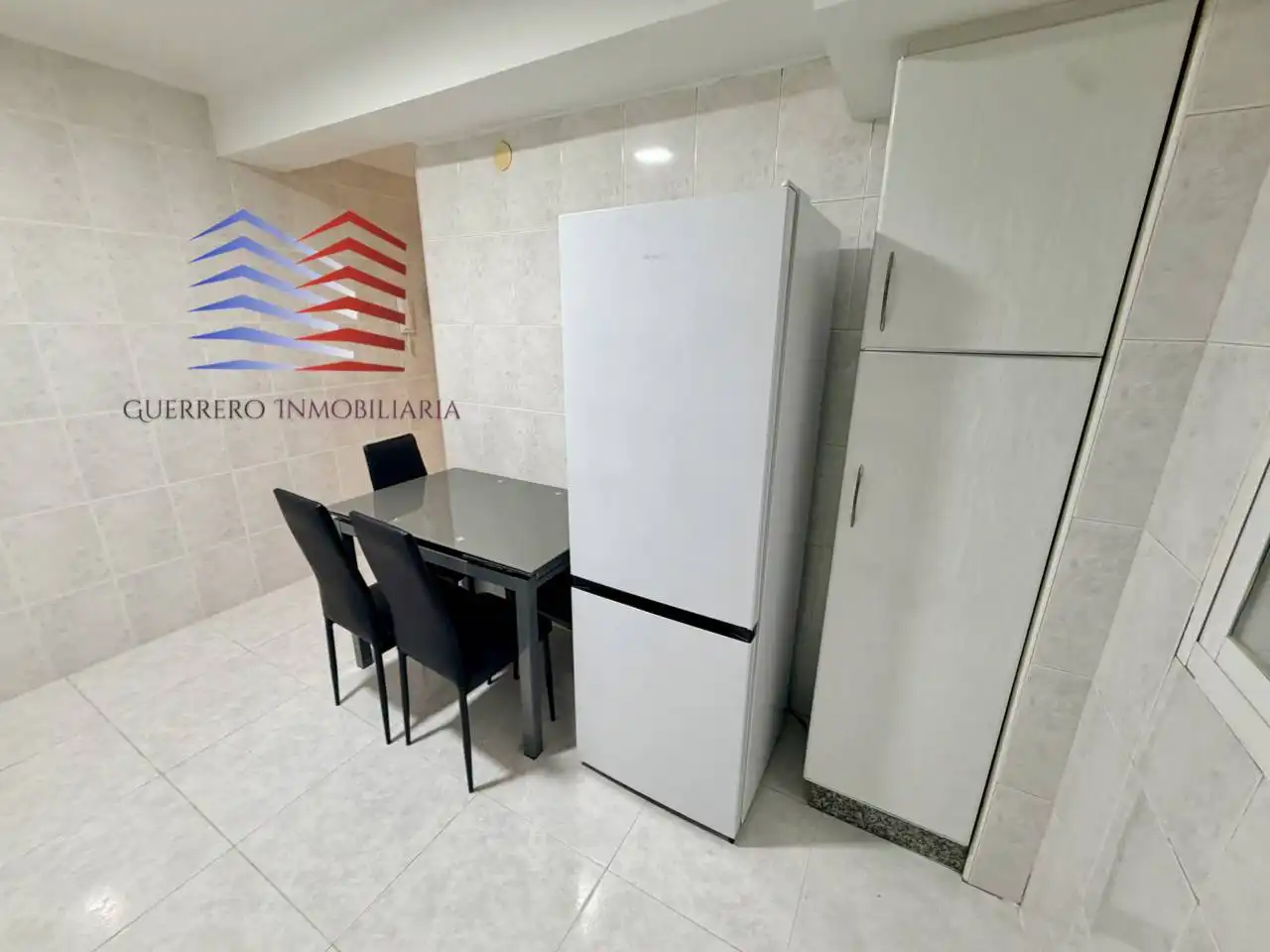 Piso de alquiler en Ourense Capital  con Calefacción, Parquet y Alarma