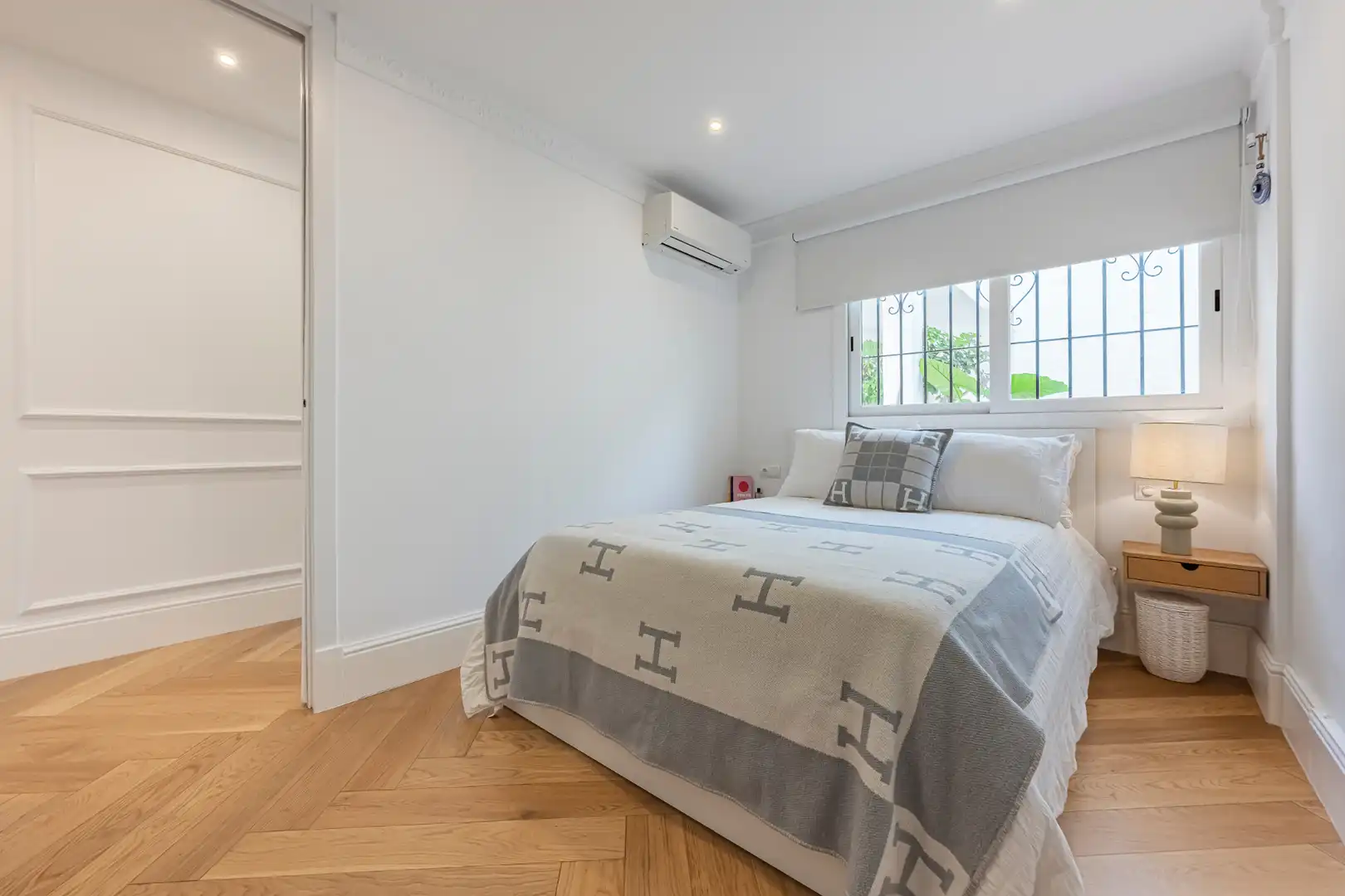 Dormitori de Apartament en venda en Marbella amb Aire condicionat, Calefacció i Parquet