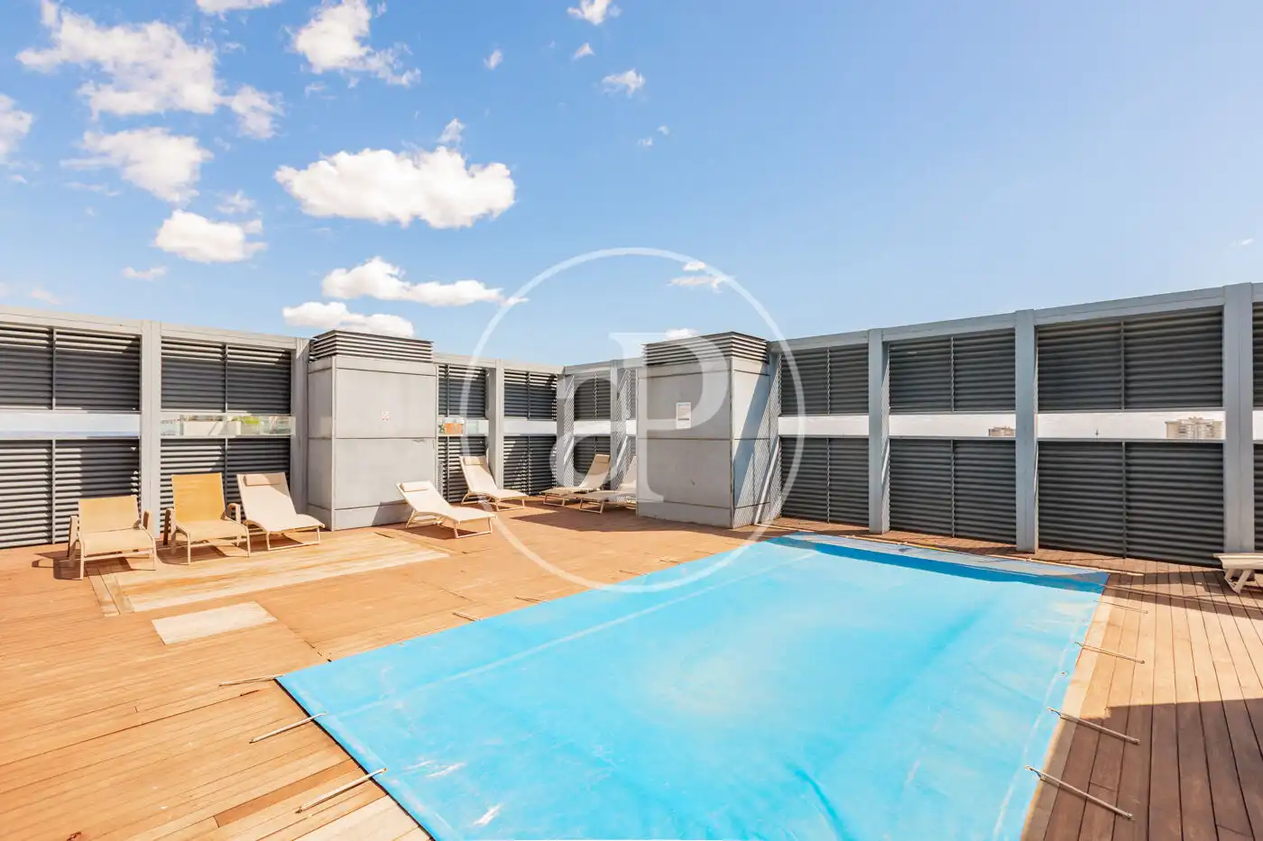 Swimming pool of Flat for sale in Madrid  with Air Conditioner, Heating and Private garden