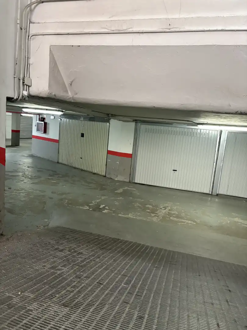 Parkplatz von Garage zum Verkauf in El Astillero  