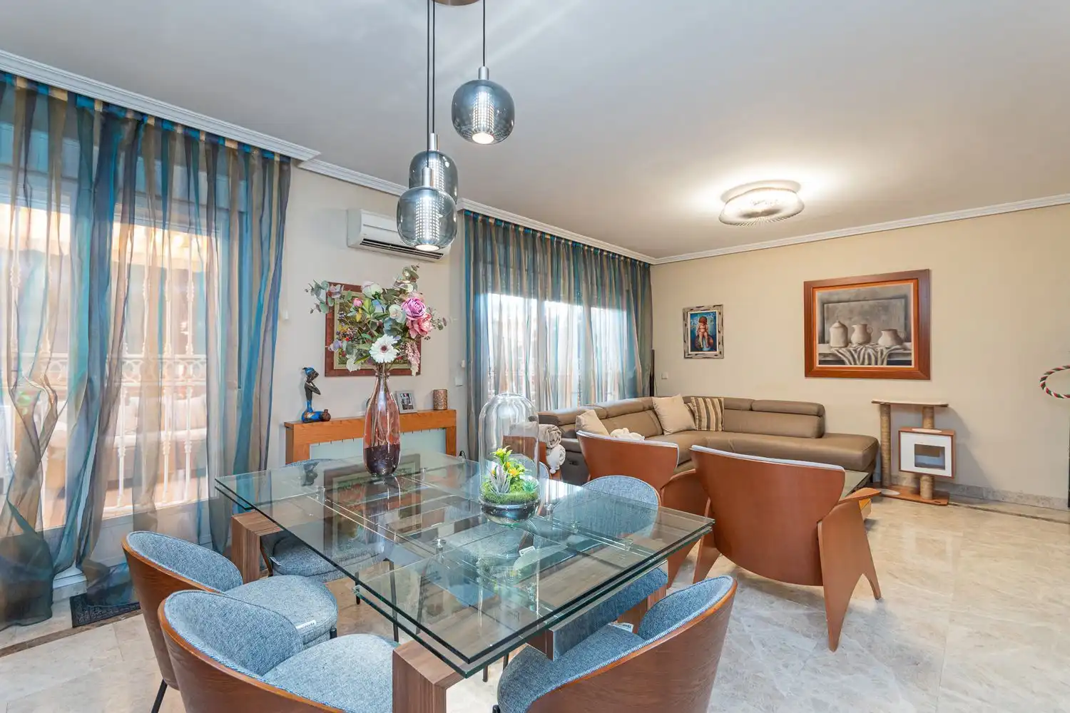 Dining room of Houses for sale in Fuenlabrada  with Air Conditioner, Heating and Storage room