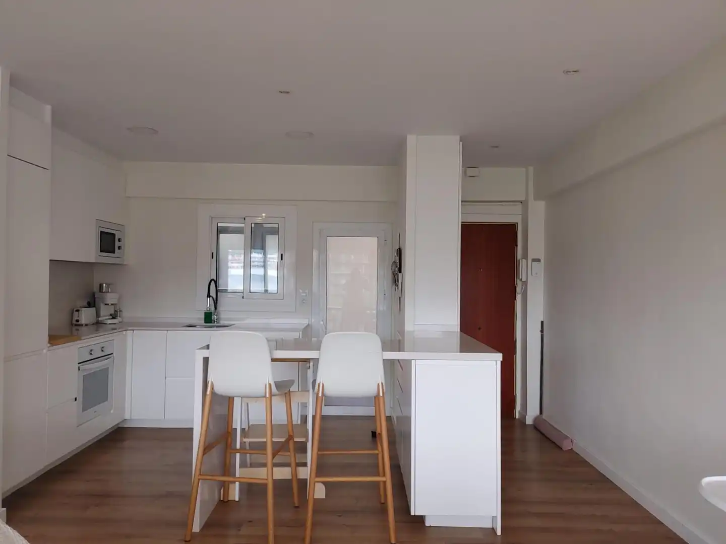 Kitchen of Flat for sale in L'Hospitalet de Llobregat  with Heating, Terrace and Balcony