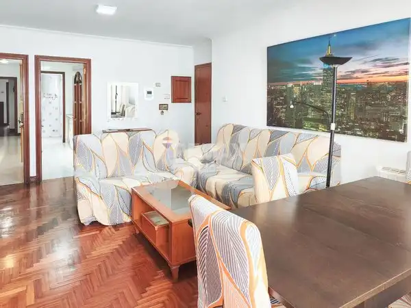 Sala de estar de Piso en venta en Vigo  con Calefacción, Parquet y Trastero