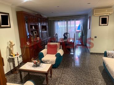 Piso con balcón en venta en Mercat
