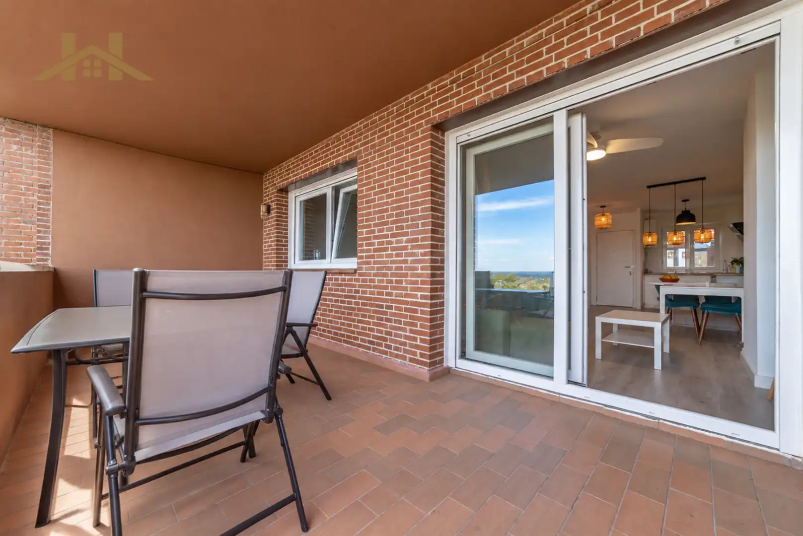 Apartamento con piscina en venta en Calle Navarredonda 15, imagen 3
