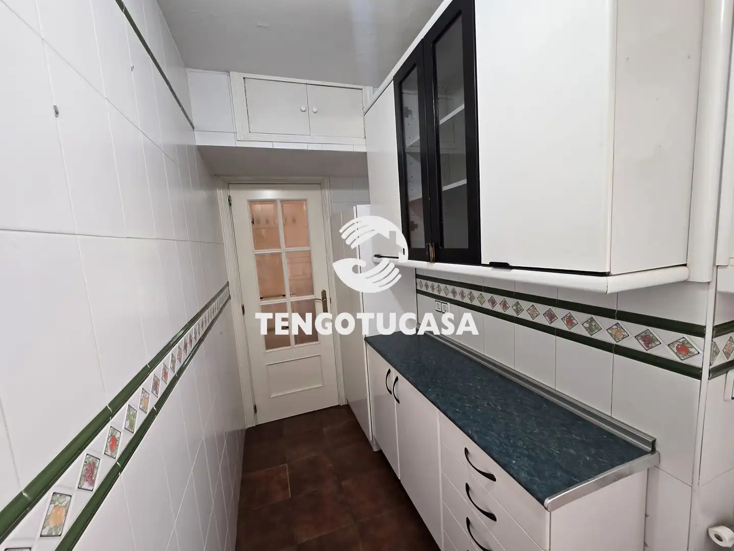 Kitchen of Flat for sale in Madrid  with Air Conditioner, Heating and Parquet flooring