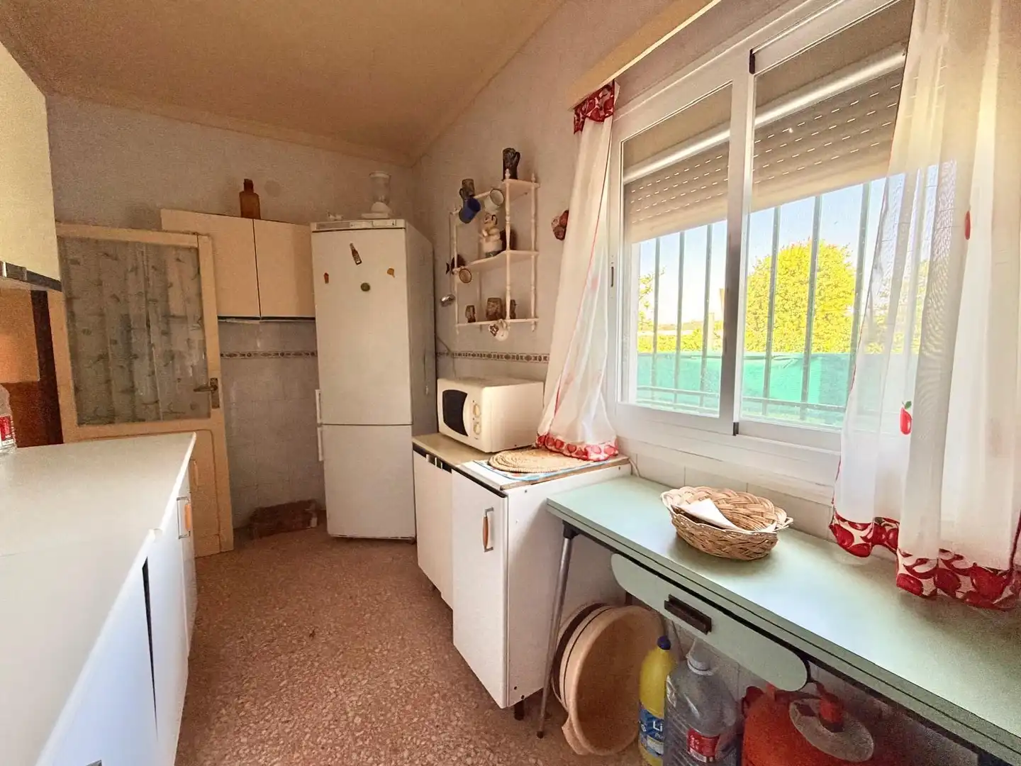 Cocina de Casa o chalet en venta en Valverde de Mérida con Jardín privado, Terraza y Trastero