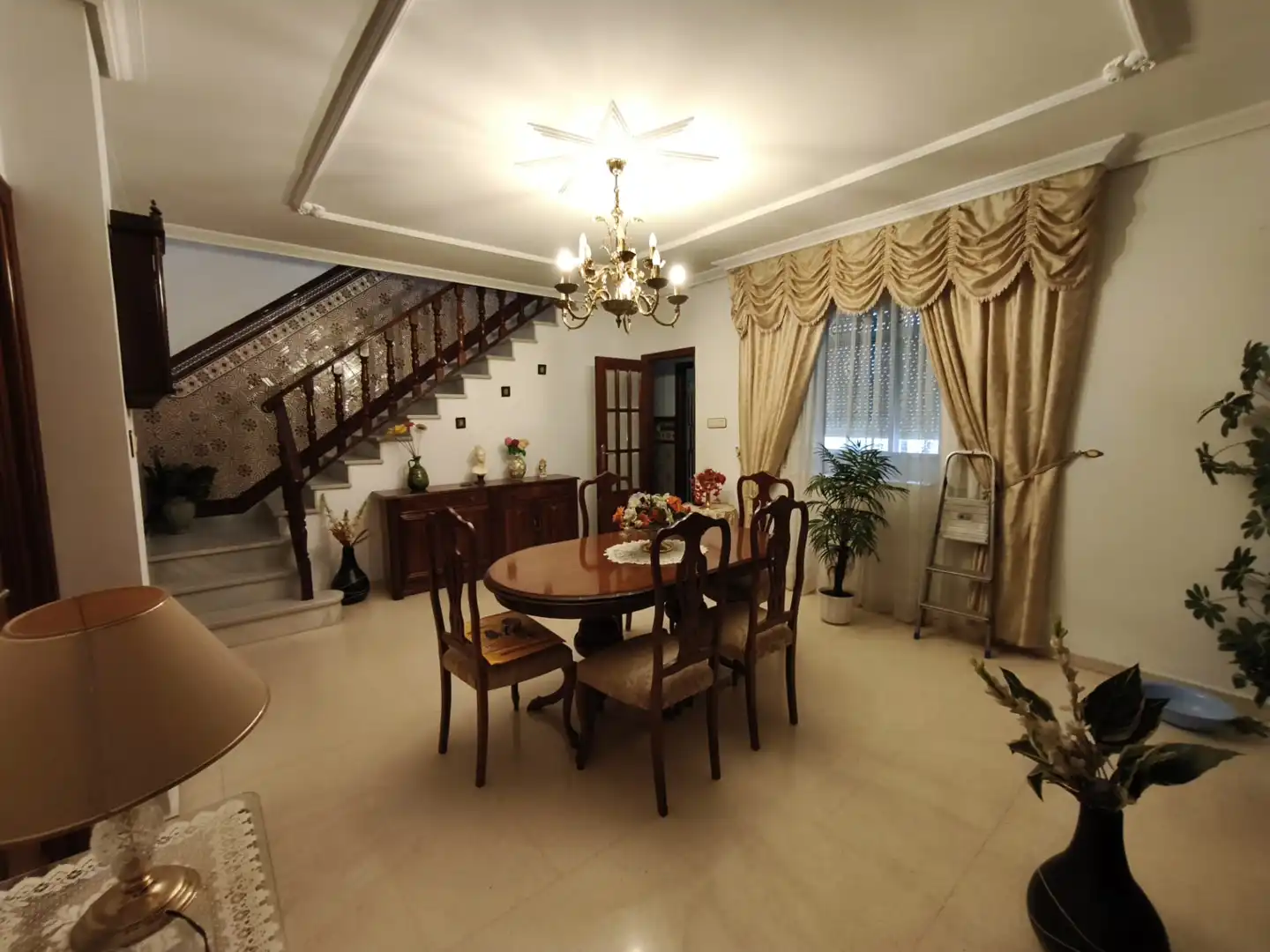 Comedor de Casa o chalet en venta en Sevilla con Terraza, Trastero y Amueblado