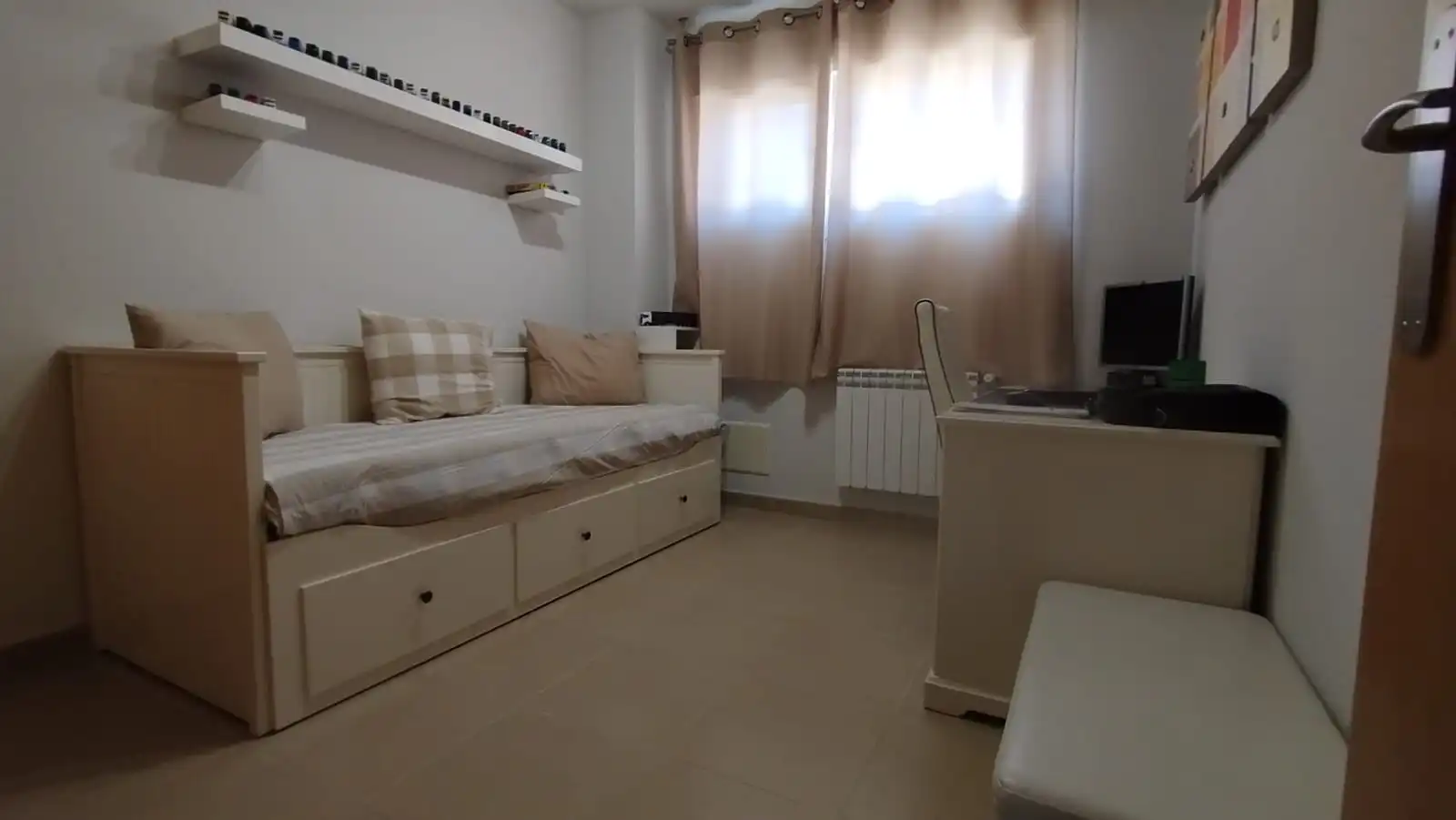 Habitación de Piso en venta en Marchamalo con Calefacción y Balcón