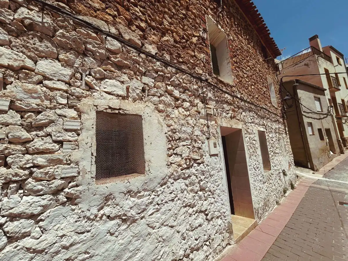 Exterior view of Houses for sale in Bogarra  with Air Conditioner and Storage room