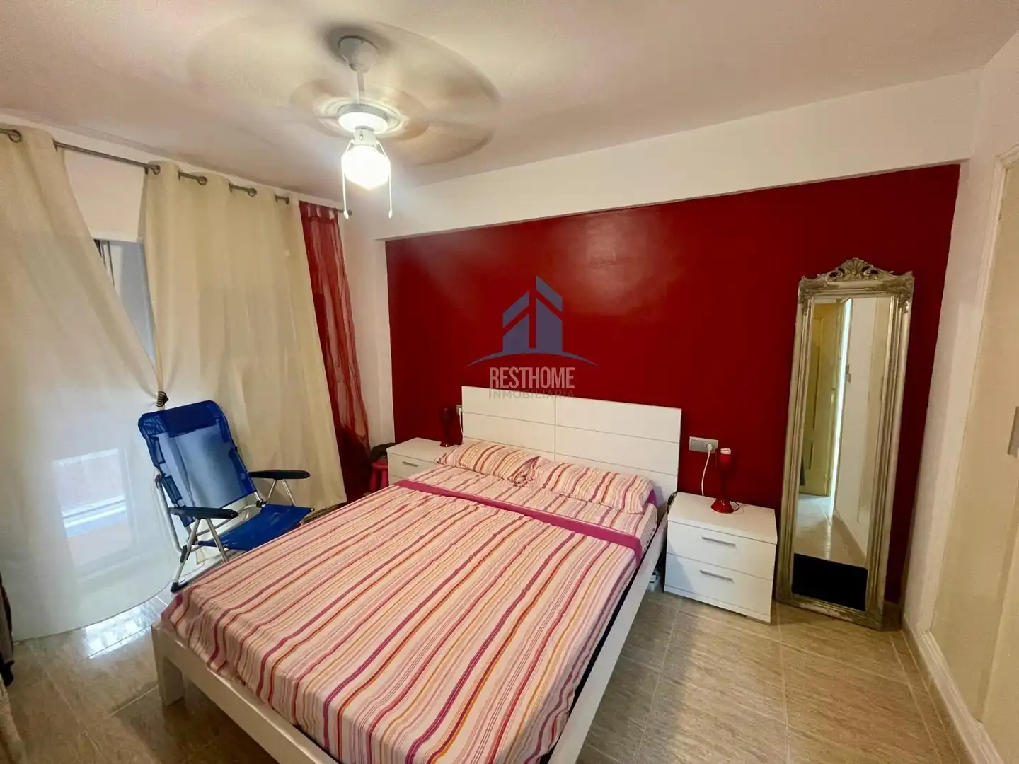 Habitación de Apartamento en venta en Xeraco con Terraza y Balcón