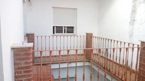 Quieres Estrenar casa pues está situada en el distrito de Espiel en plena Sierra Morena (Córdoba), nueva construcción faltan algun