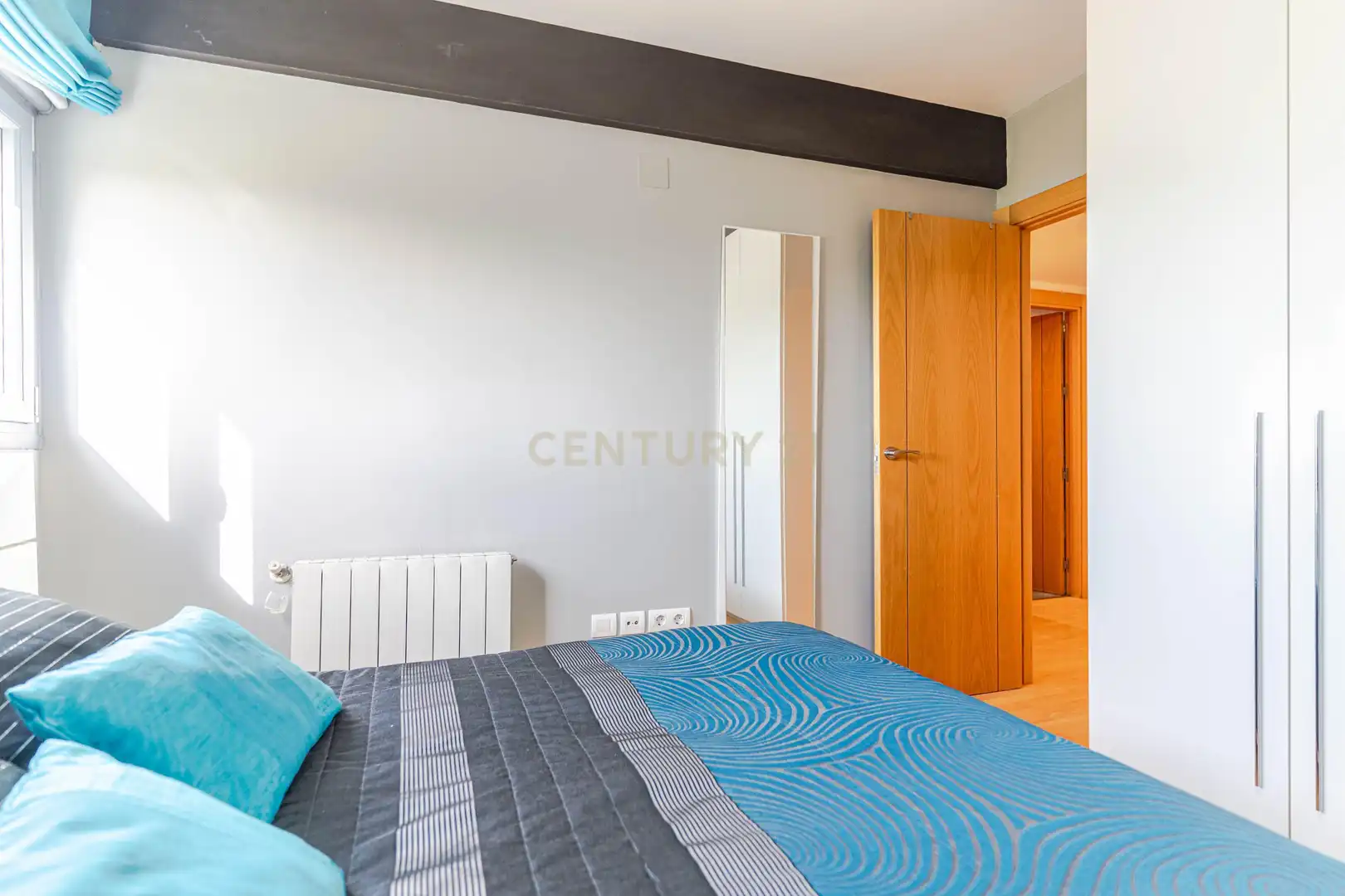 Bedroom of Flat for sale in Granada  with Air Conditioner