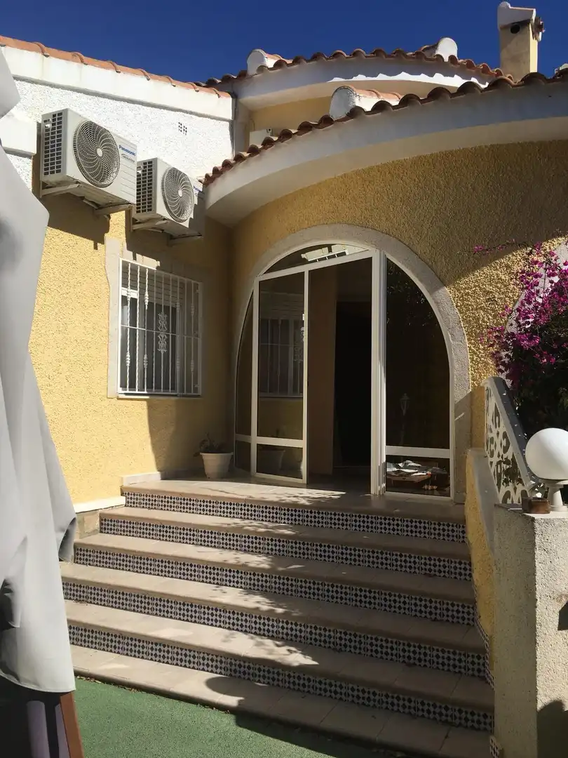 Casa o xalet en venda en Rojales amb Jardí privat i Piscina