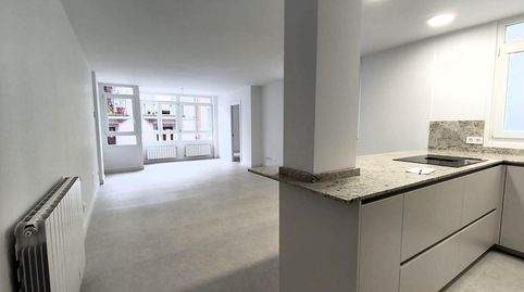 Foto 2 de Piso de alquiler en Puerto Chico, Santander
