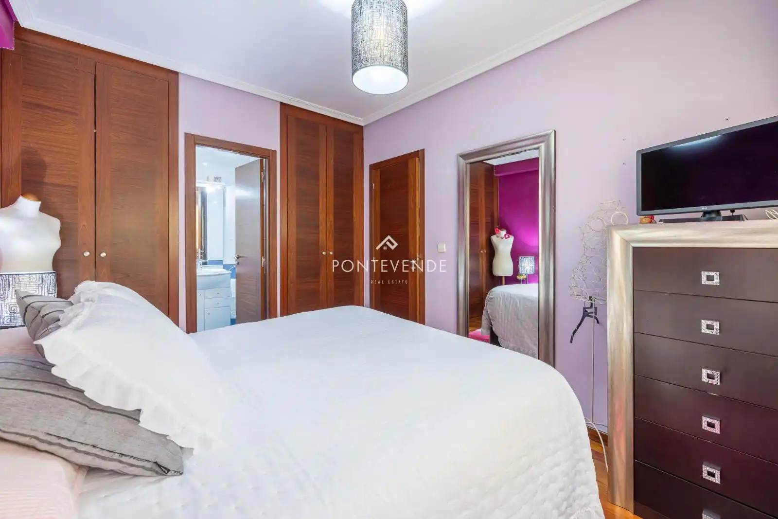 Schlafzimmer von Wohnung zum Verkauf in Vigo  mit Heizung, Terrasse und Abstellraum