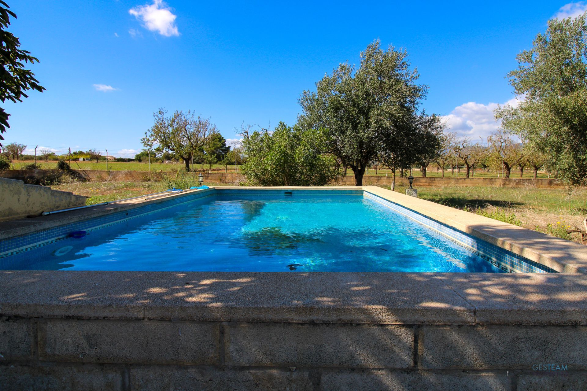 Piscina de Terreno en venta en Santa Eugènia