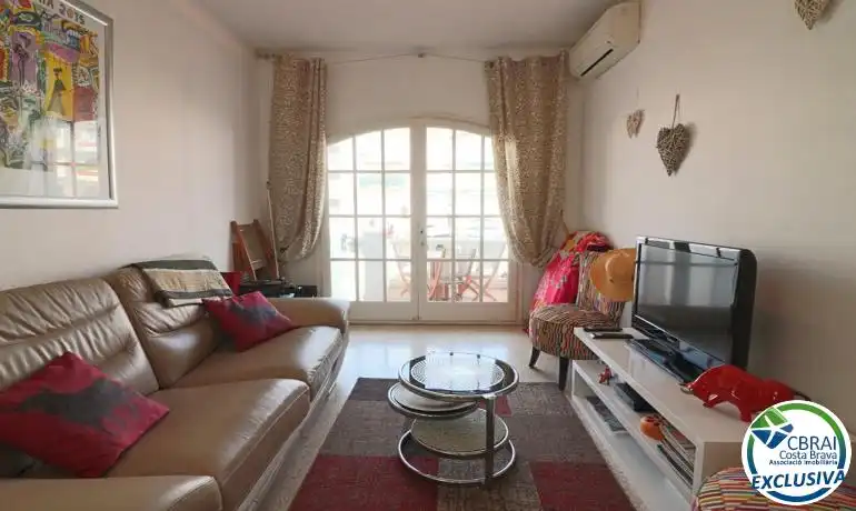 Living room of Houses for sale in Empuriabrava  with Air Conditioner, Heating and Terrace