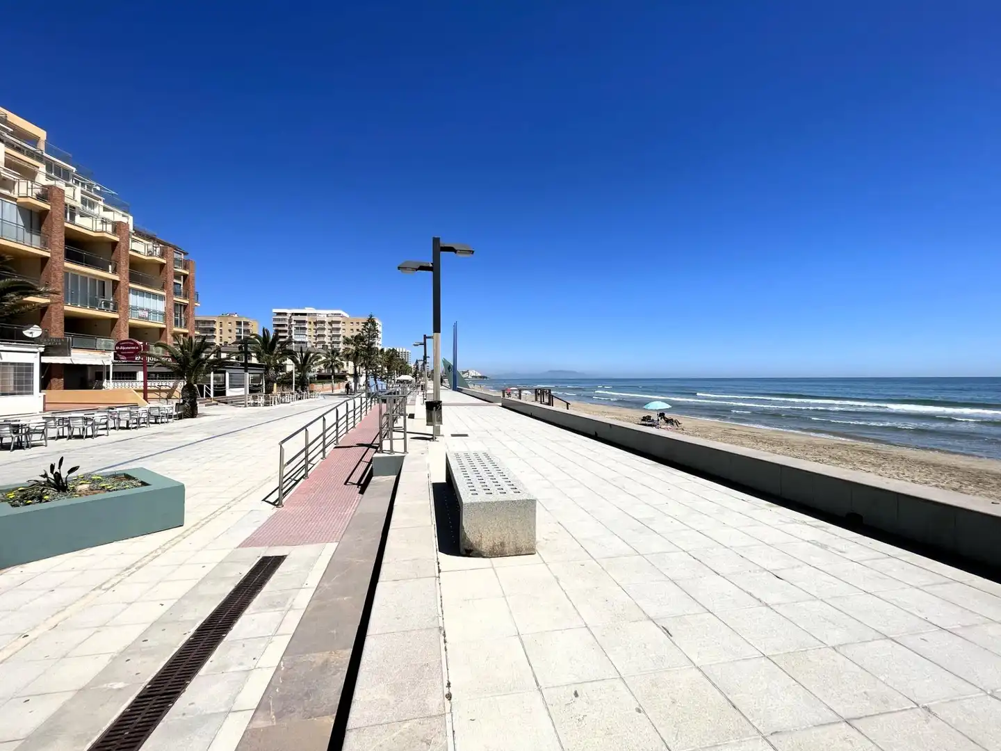 Vista exterior de Casa adosada en venda en Oropesa del Mar / Orpesa amb Aire condicionat, Calefacció i Terrassa