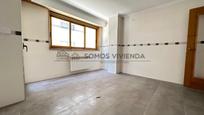 Sala d'estar de Pis en venda en Ourense Capital  amb Balcó