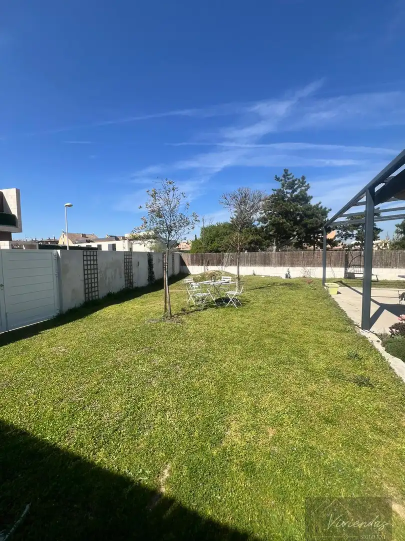 Houses for sale in Villanueva de la Cañada  with Heating, Terrace and Balcony