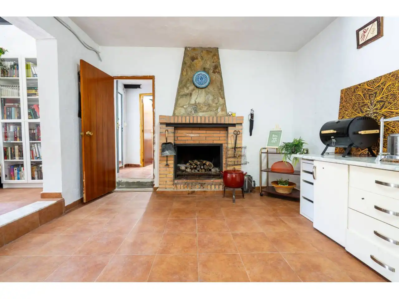 Cocina de Finca rústica en venta en Felix con Jardín privado, Terraza y Amueblado