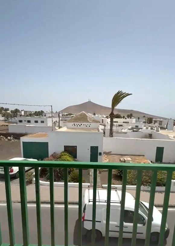 Vista exterior de Piso en venta en San Bartolomé