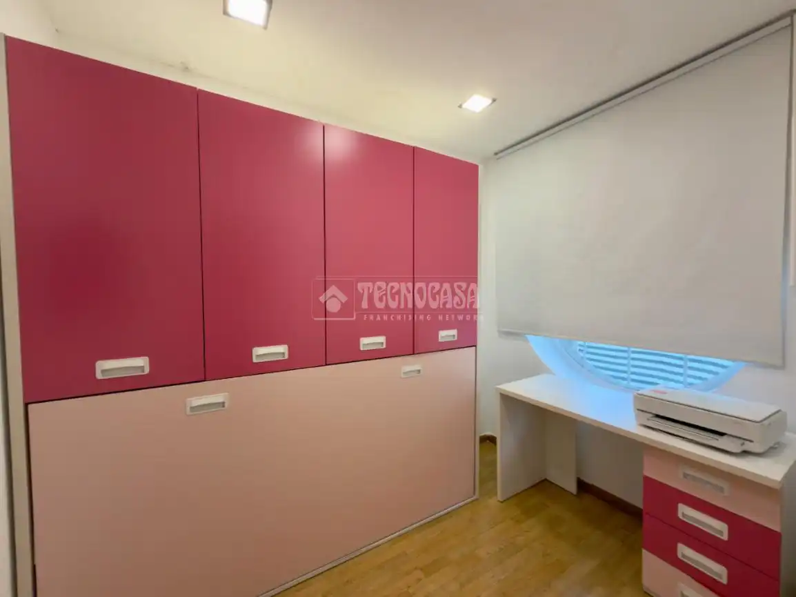 Habitación de Casa adosada en venta en Madrid con Aire acondicionado, Calefacción y Terraza