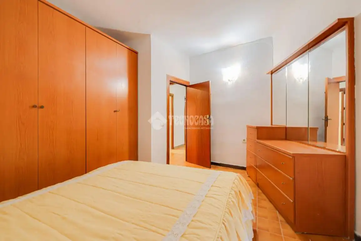 Schlafzimmer von Wohnung zum Verkauf in Barcelona mit Balkon