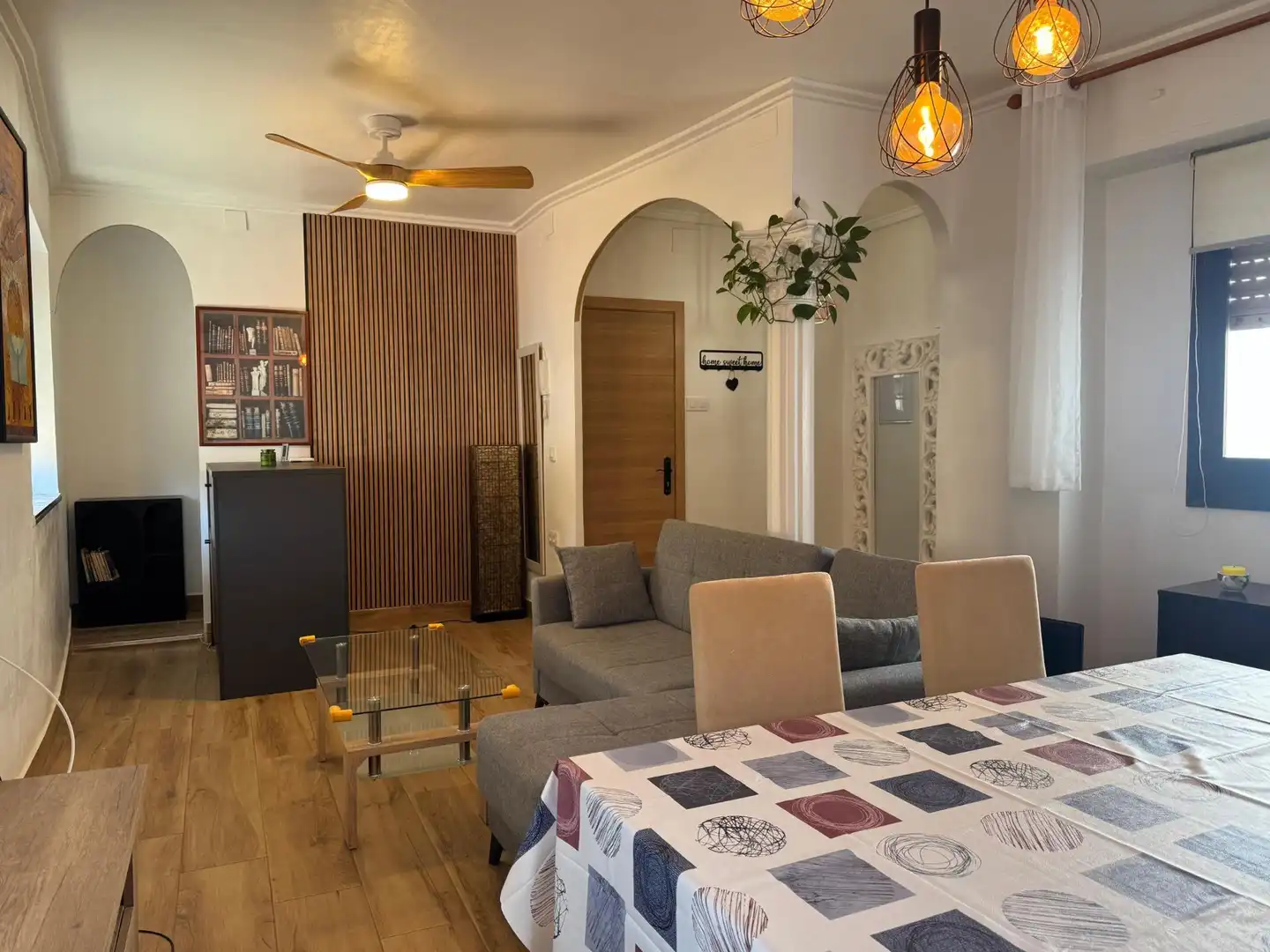 Comedor de Piso de alquiler en Oliva con Aire acondicionado, Calefacción y Terraza