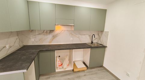 Foto 5 de Piso en venta en Calle Sagrada Familia, El Carmen - Casas del Hogar, Palencia Capital