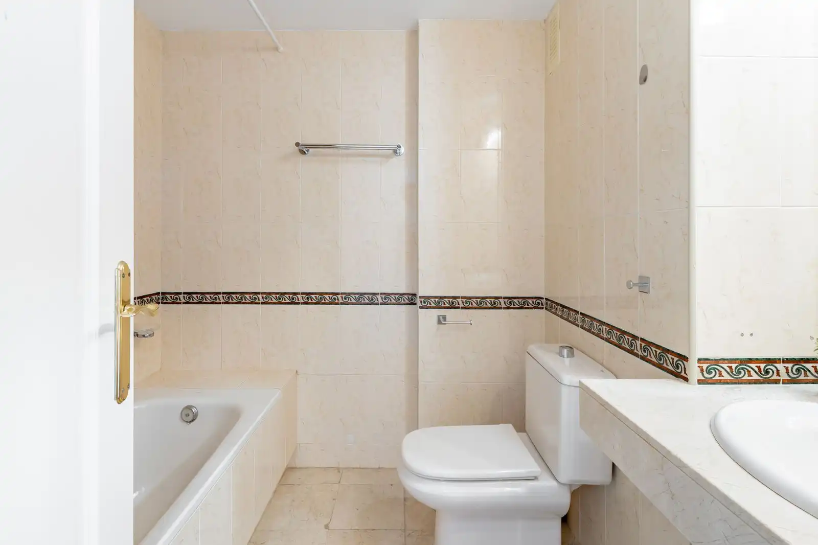 Apartament amb piscina en venda a Avenida de Manolete 11, imagen 13