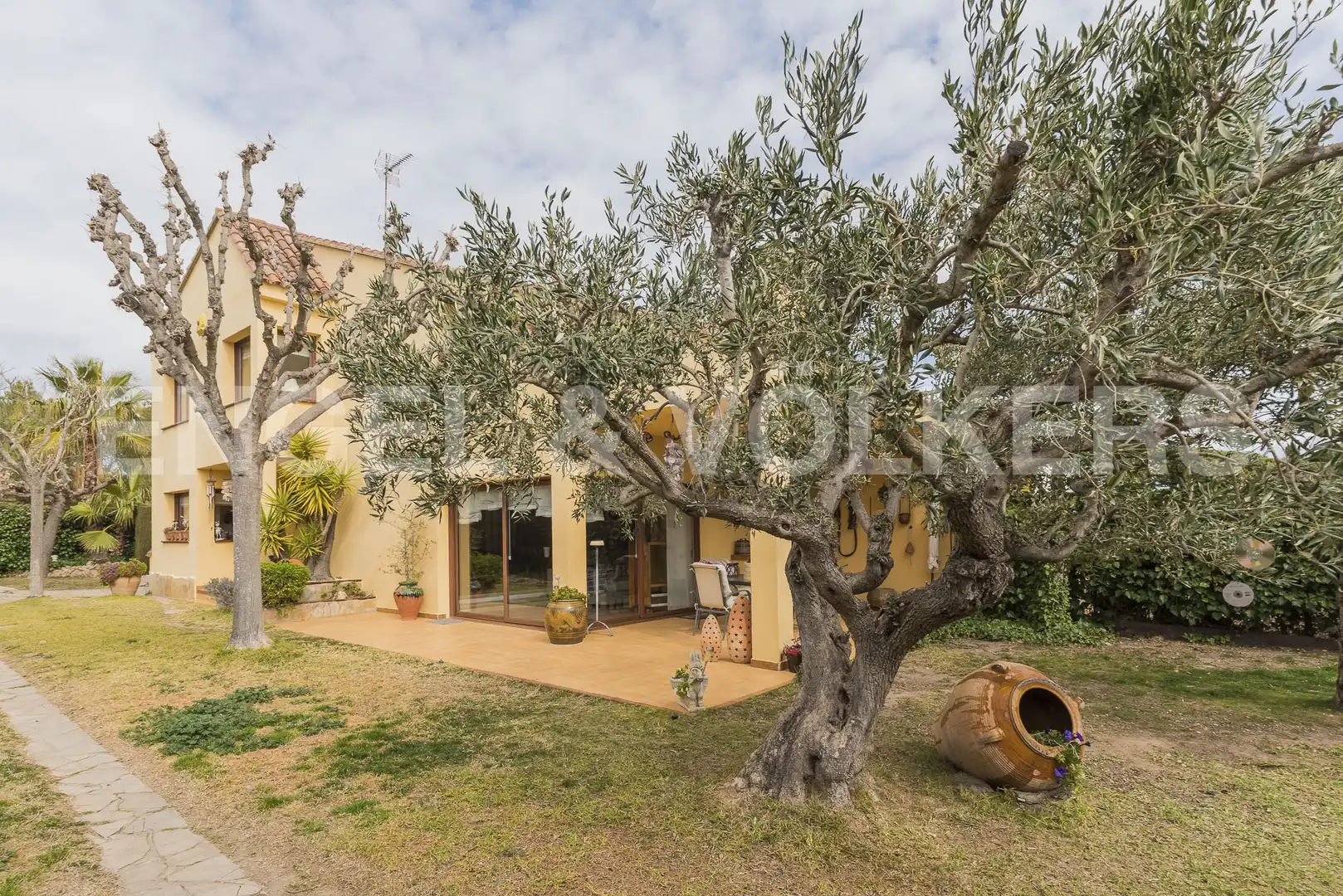 Jardí de Casa o xalet en venda en Pacs del Penedès amb Calefacció, Jardí privat i Parquet
