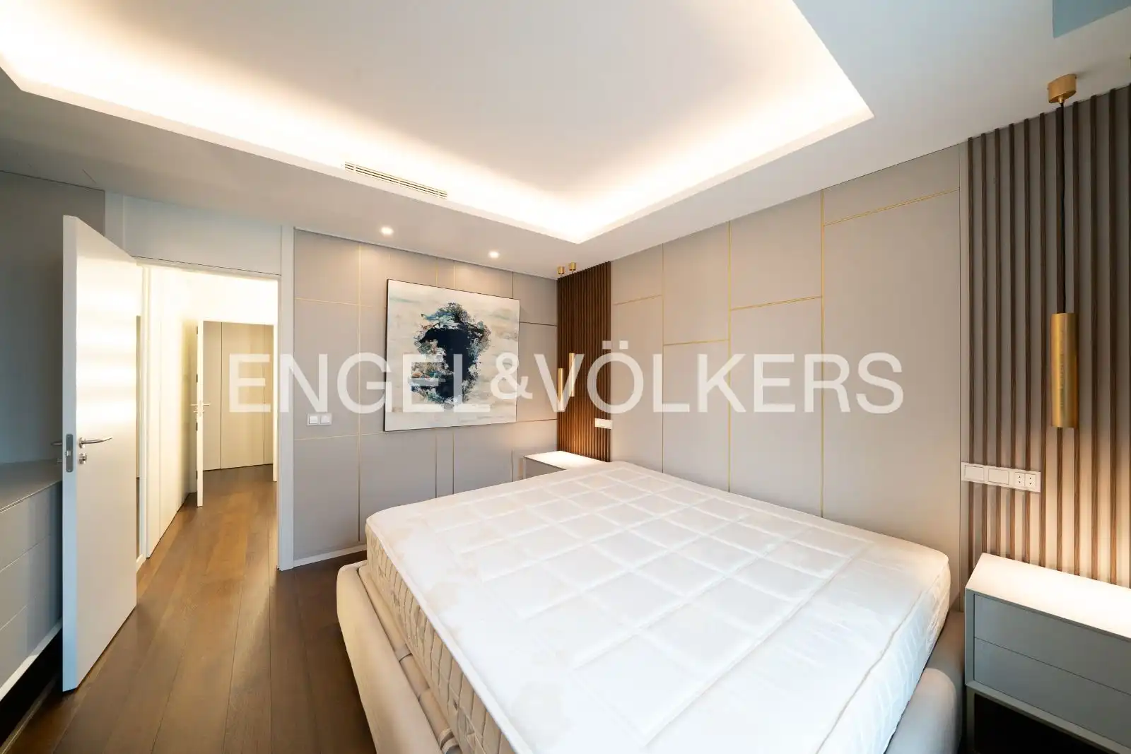 Bedroom of Flat for rent in Madrid  with Air Conditioner, Heating and Swimming Pool